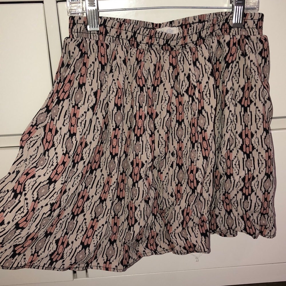 Brandy Melville Patterned Skirt